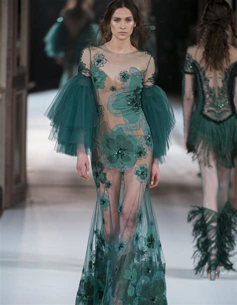 LE DÉFILÉ HAUTE COUTURE PRINTEMPS